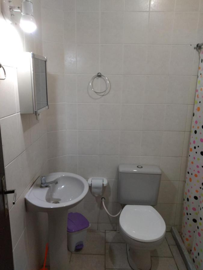 Casa Com 2 Quartos Em Condominio Кабо Фрио Екстериор снимка